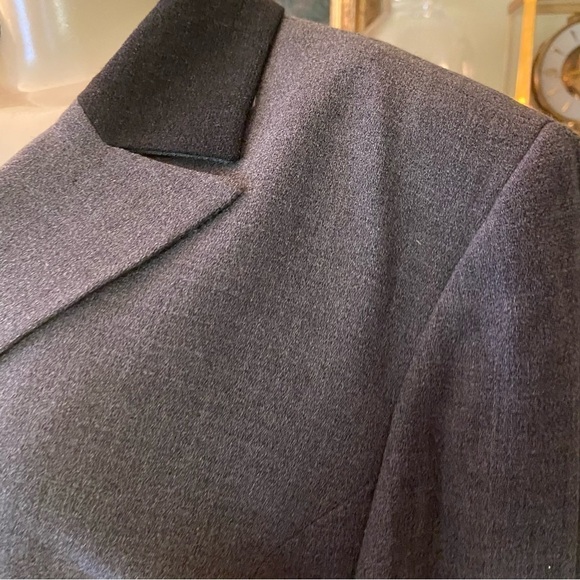 Collections for Le Suit charcoal and black embroidered jacket for corporate chic - Picture 7 of 7